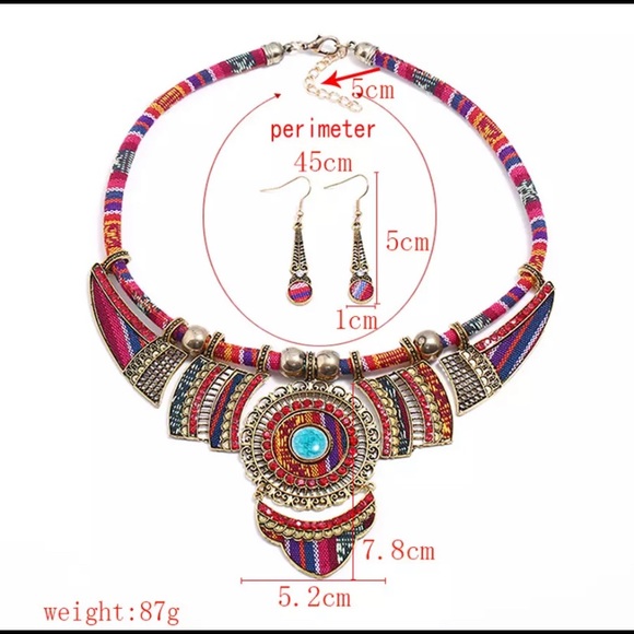 BEAUTIFUL NECKLACE AND EARRING SET - Picture 2 of 3